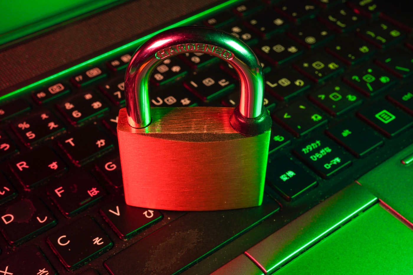 Menyimpan password aman